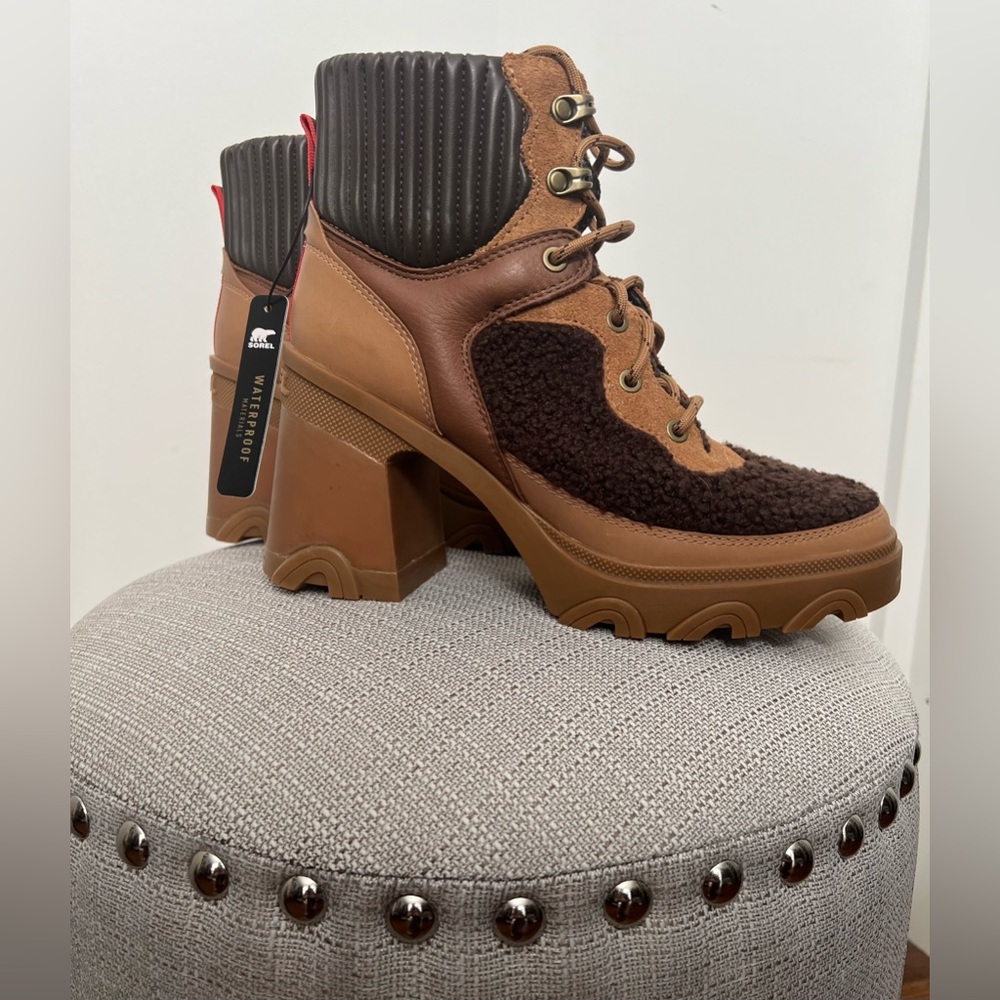 Sorel Women's Brex Cozy Mixed-Media Lace-Up Booties NWT 9
